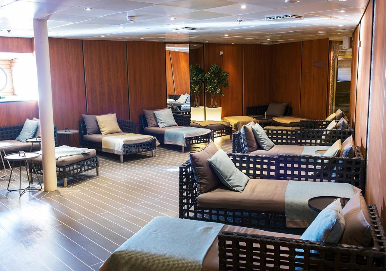 Готель Viking Line Ferry Viking Cinderella - 2-Night Cruise Stockholm-Helsinki-Стокгольм Екстер'єр фото