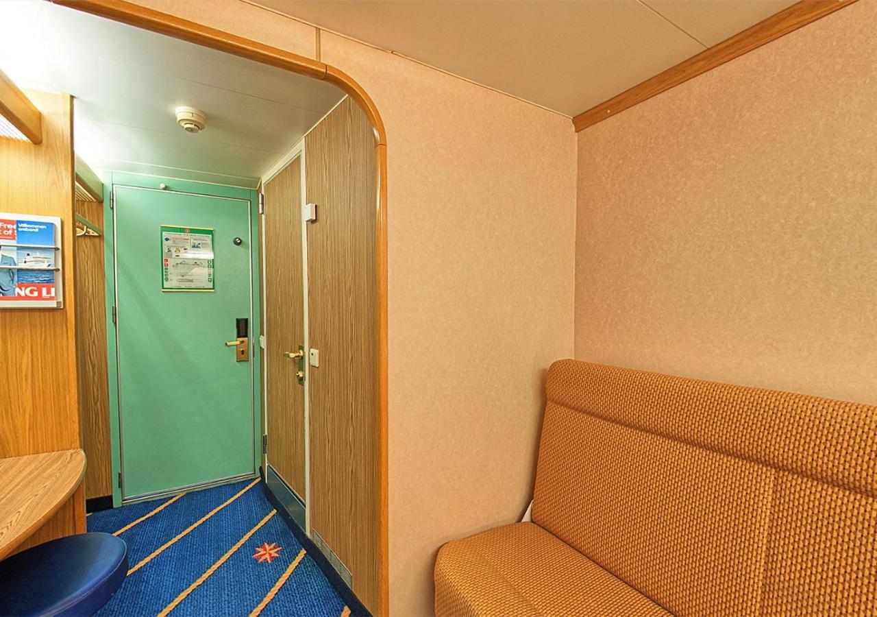 Готель Viking Line Ferry Viking Cinderella - 2-Night Cruise Stockholm-Helsinki-Стокгольм Номер фото
